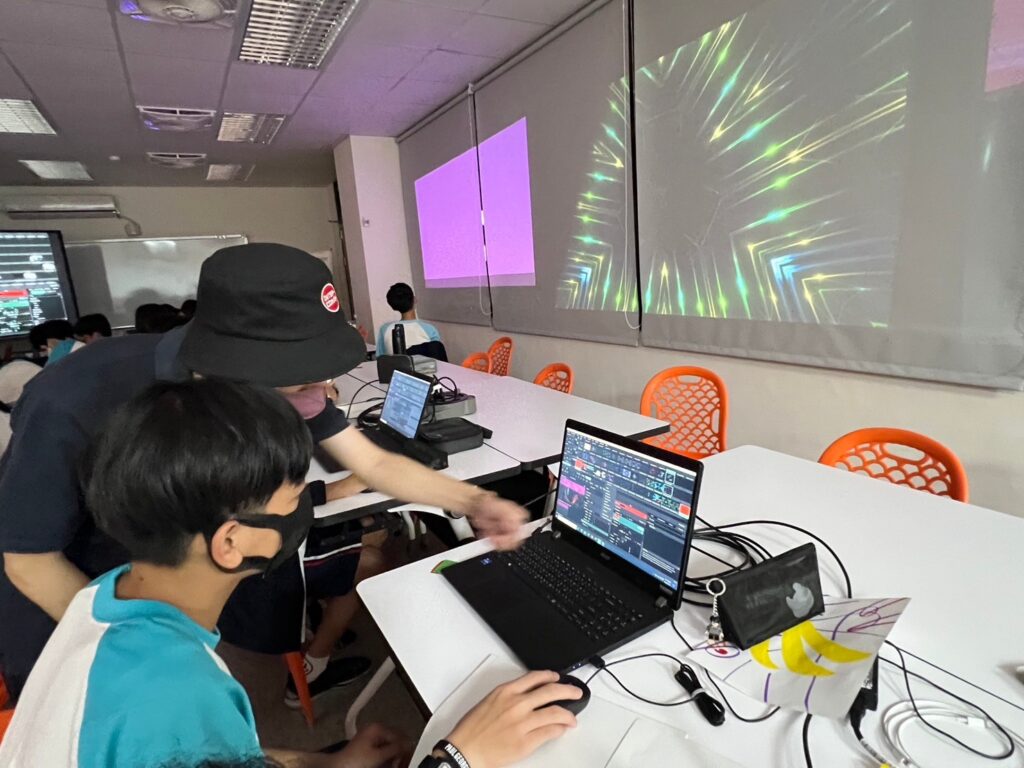 LINE ALBUM 2024111碧華國中科技藝術課程 241209 22 1024x768