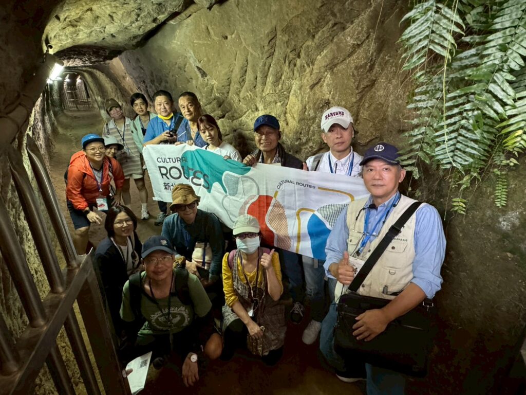 LINE ALBUM 20251114新店走讀照片 251118 11 1024x768